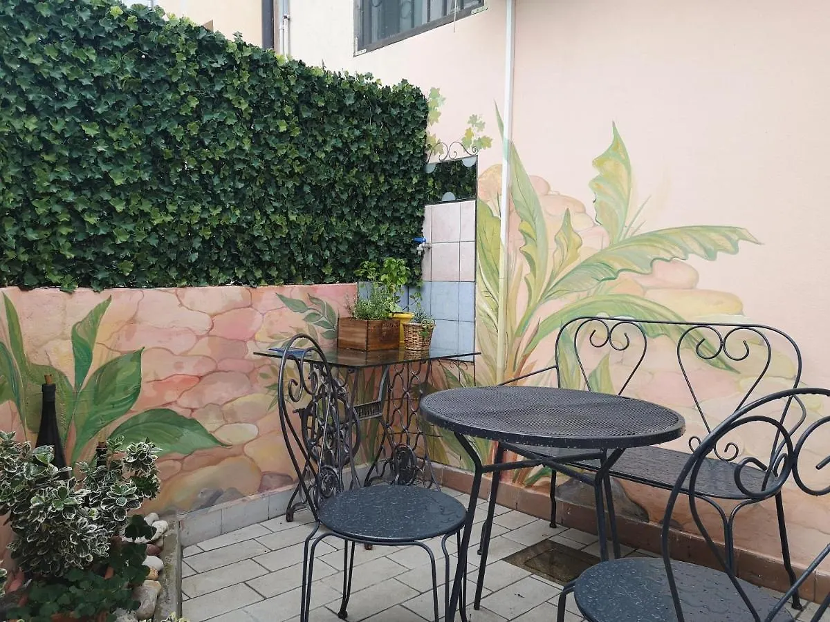 2Bcentral Desenzano del Garda Apartment